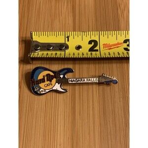 Hard Rock Cafe Niagara Falls Guitar Pin